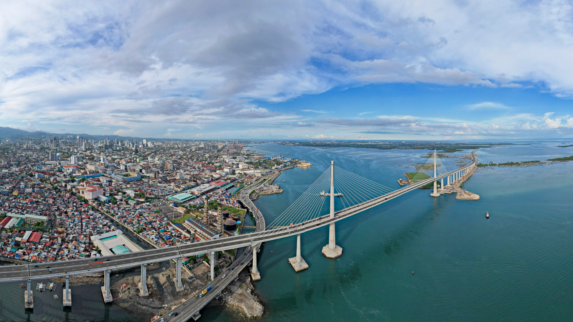 Aerial view of Cebu City and the Cebu–Cordova Link Expressway